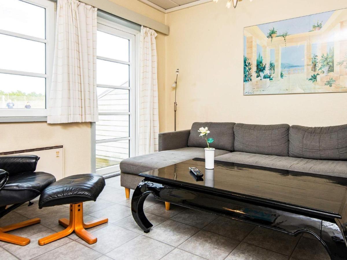 4 Person Holiday Home In R M Sønderby Kültér fotó