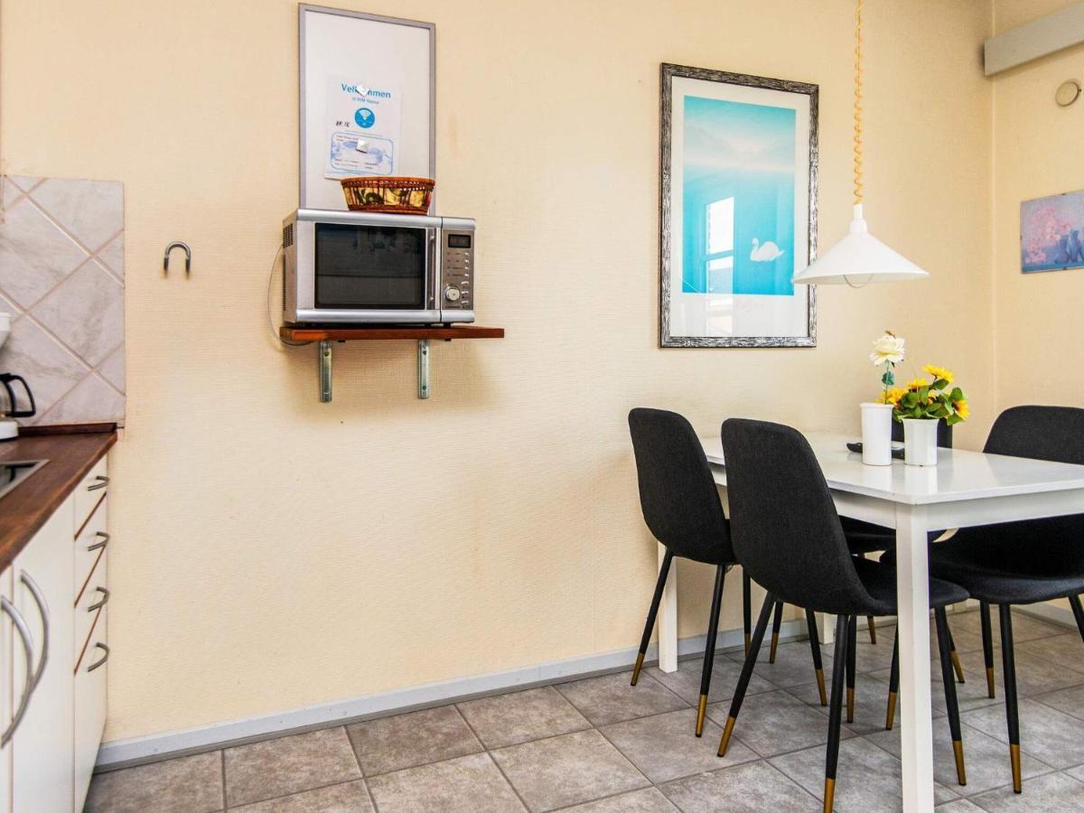 4 Person Holiday Home In R M Sønderby Kültér fotó