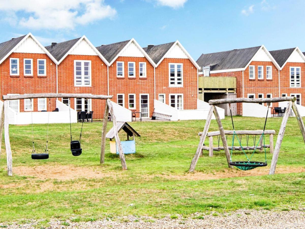 4 Person Holiday Home In R M Sønderby Kültér fotó